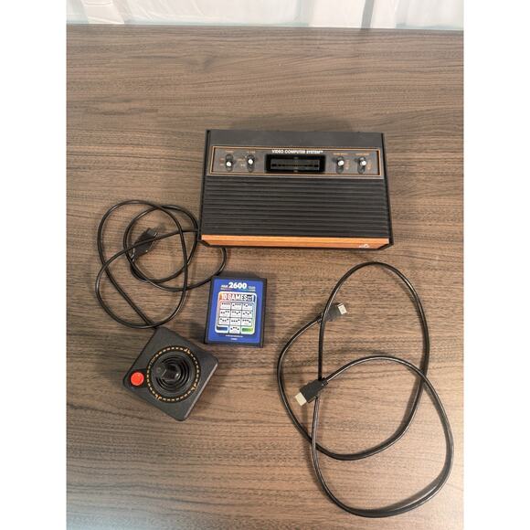 atari 2600 console with joystick, cables and one cartridge with 10 game working - Picture 1 of 8